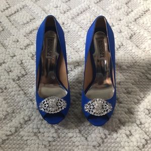 Badgley Mischka peep toe pumps